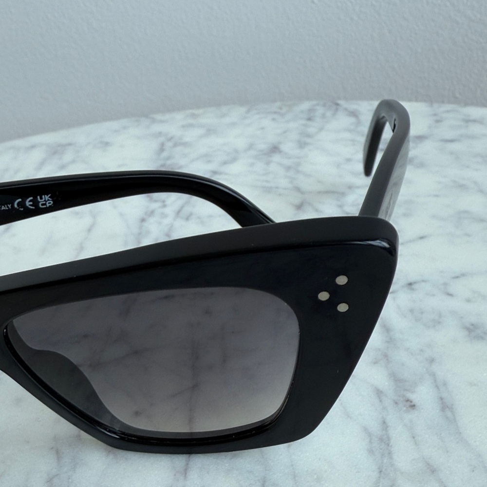 Celine Elegant Black Sunglasses with Case - Picture 3 of 11